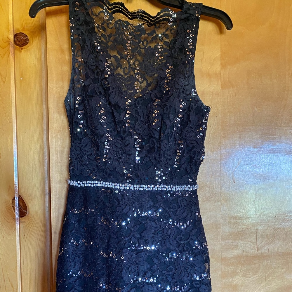 Short black party dress